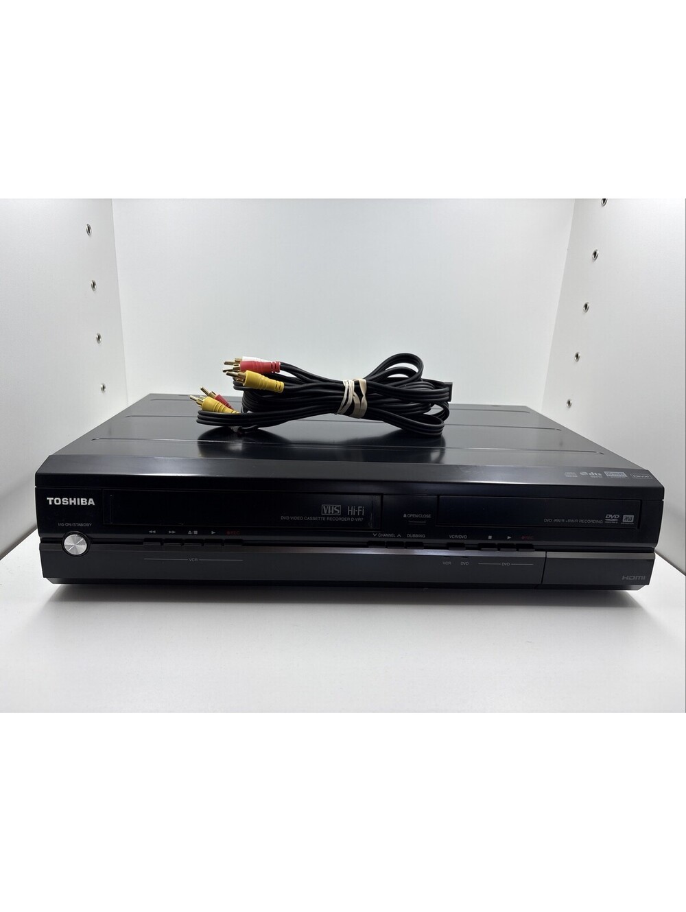 Toshiba D-VR7 DVD VCR Combo Player/Recorder  For Parts VHS Powers Down